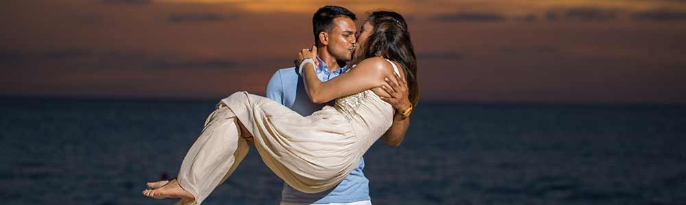 Traveling As A Couple Romantic Date