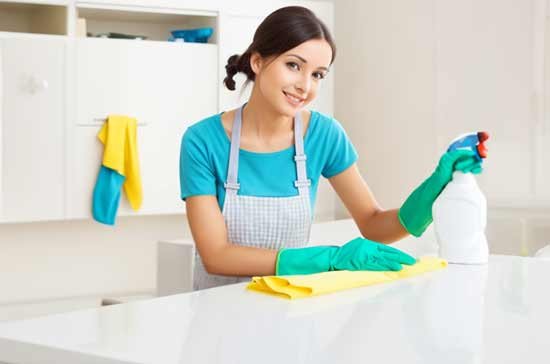 How to Clean Your House Efficiently - 10 Tips and Tricks